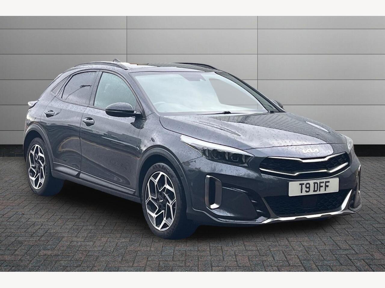 Main listing image - Kia XCeed