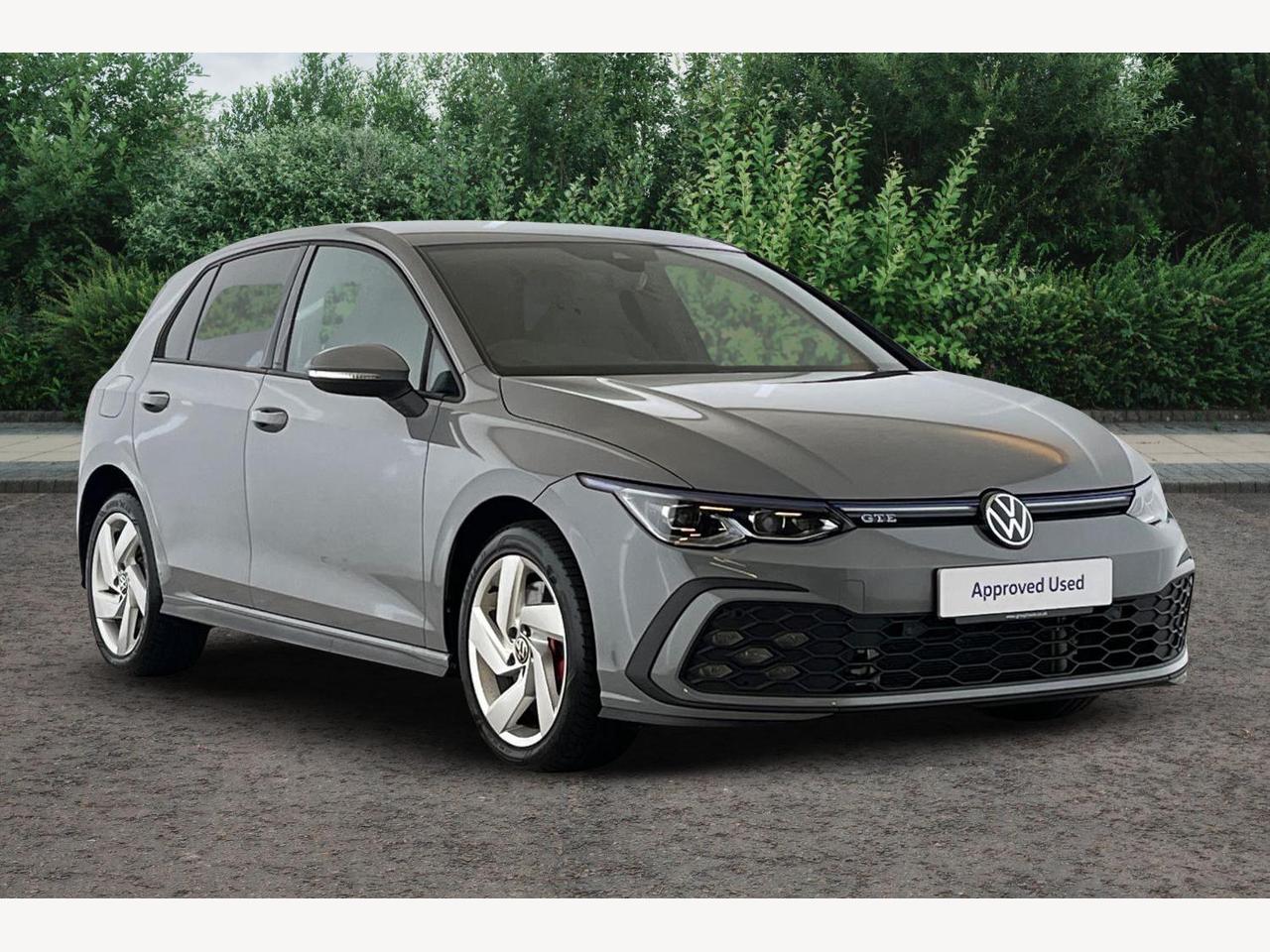Main listing image - Volkswagen Golf GTE
