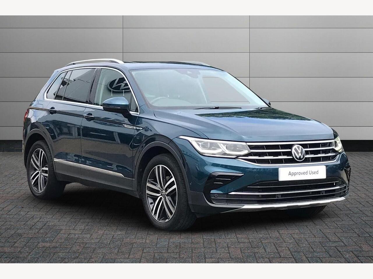 Main listing image - Volkswagen Tiguan