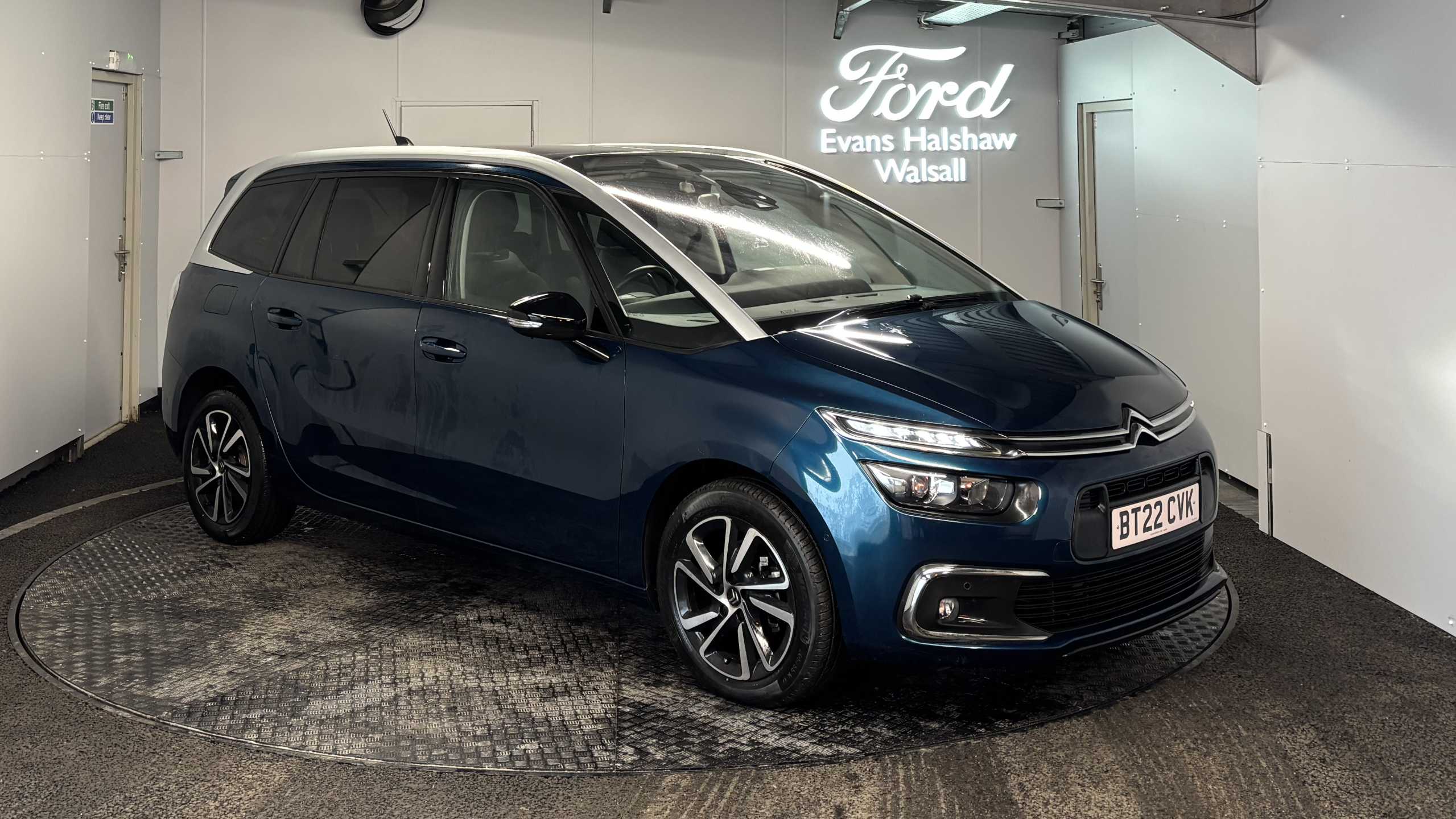Main listing image - Citroen Grand C4 SpaceTourer
