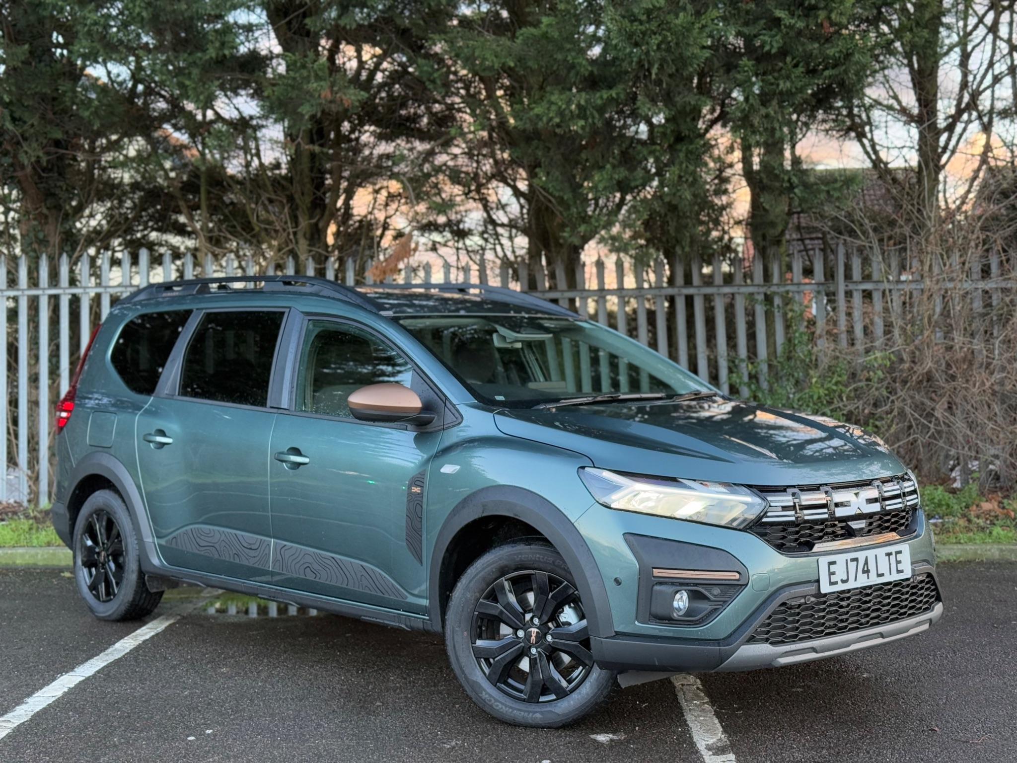 Main listing image - Dacia Jogger