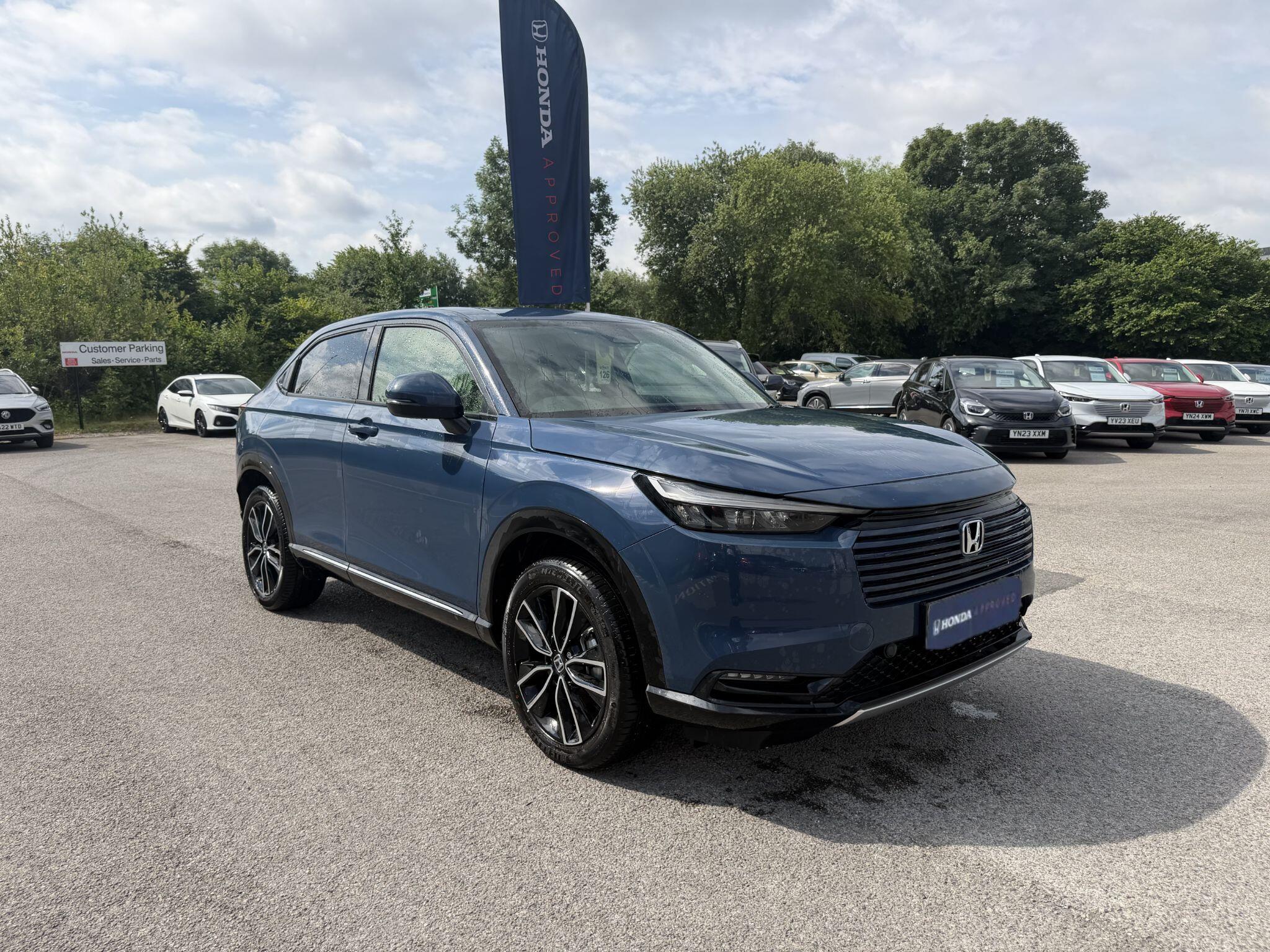 Main listing image - Honda HR-V