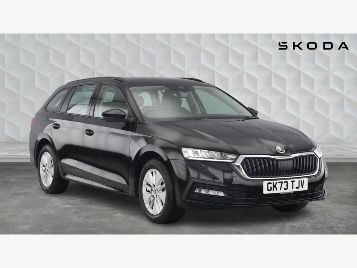 Main listing image - Skoda Octavia Estate