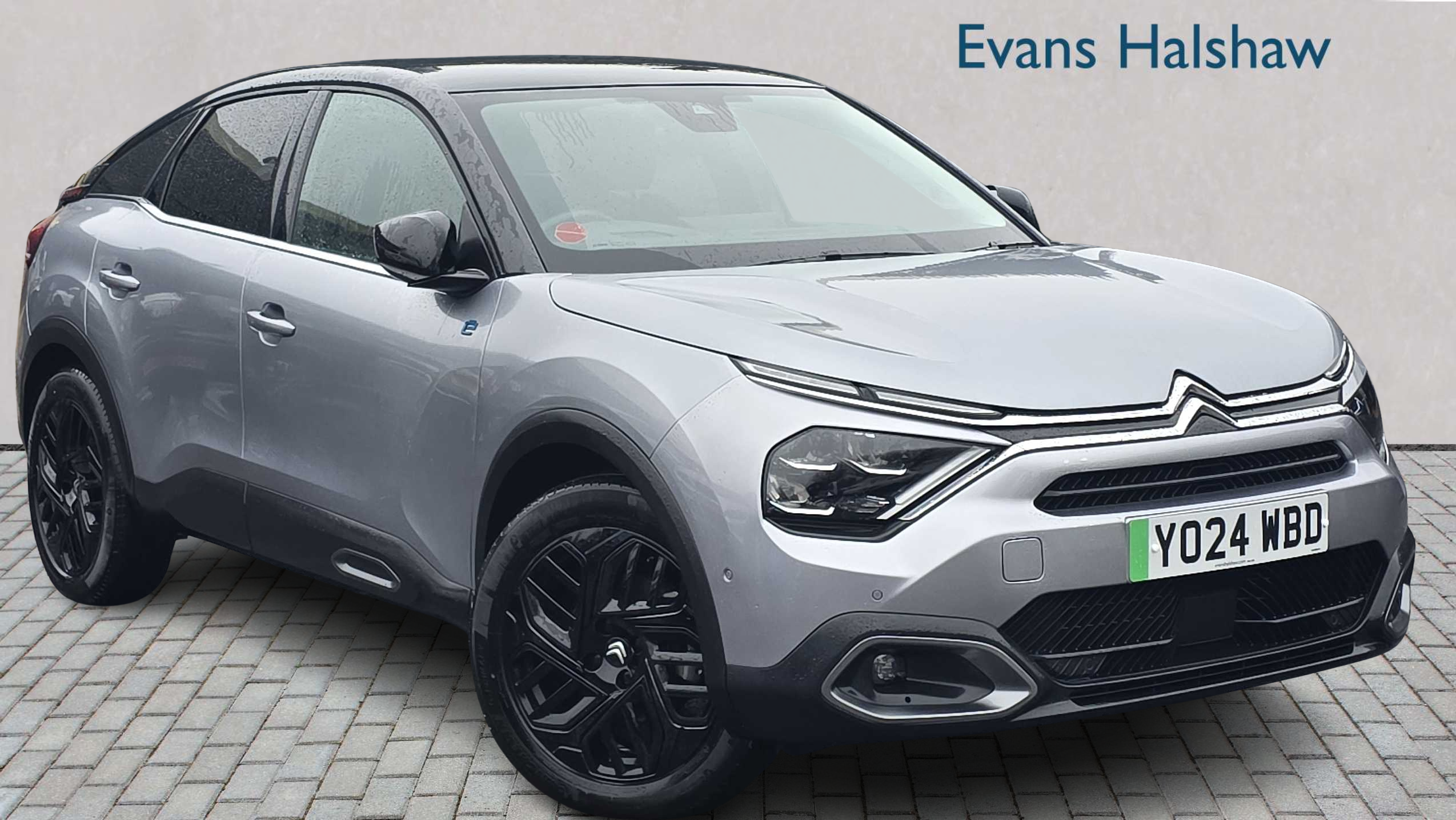 Main listing image - Citroen C4