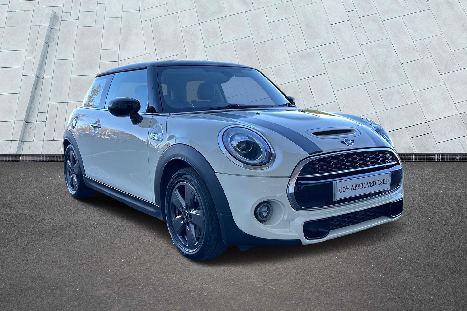 Main listing image - MINI Hatchback