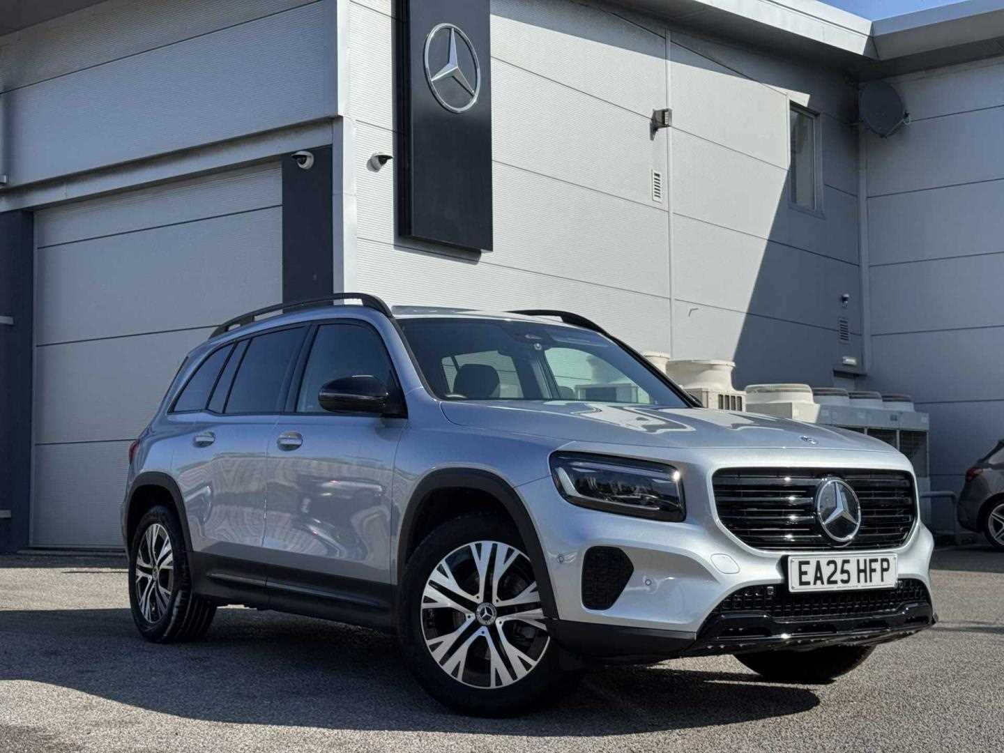 Main listing image - Mercedes-Benz GLB