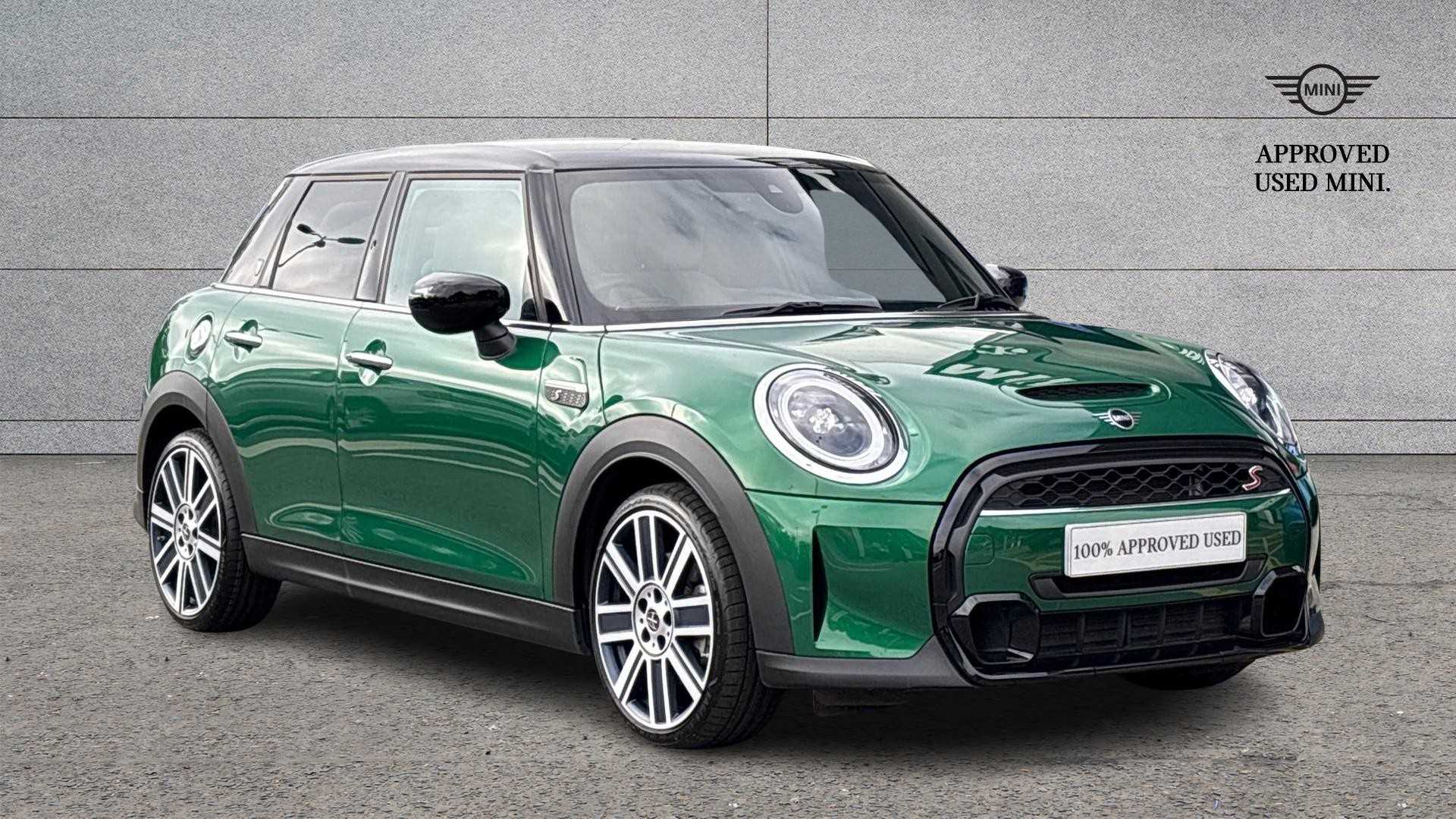 Main listing image - MINI Hatchback 5dr