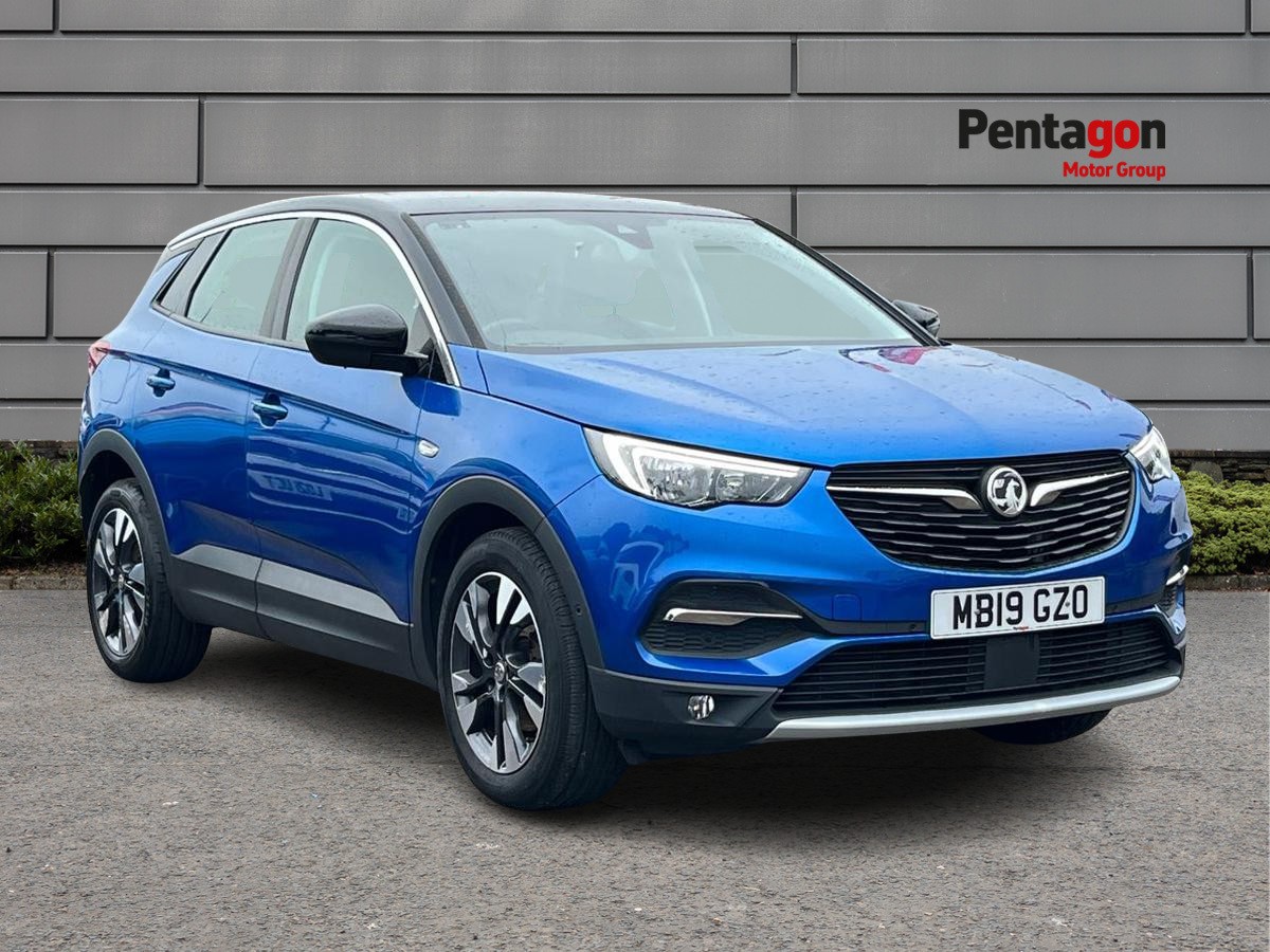 Main listing image - Vauxhall Grandland X