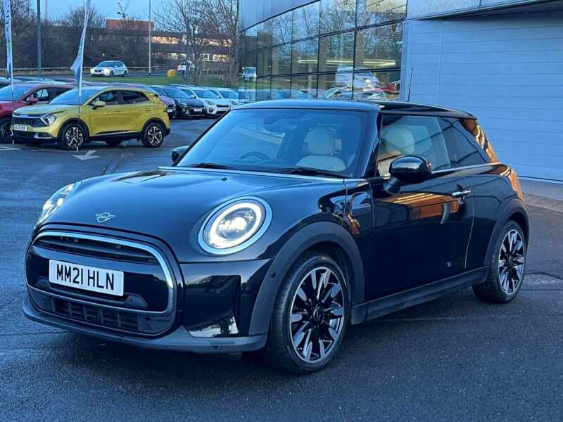 Main listing image - MINI Hatchback