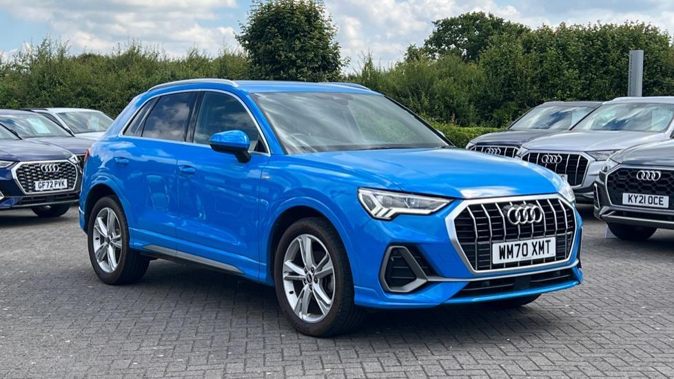 Main listing image - Audi Q3