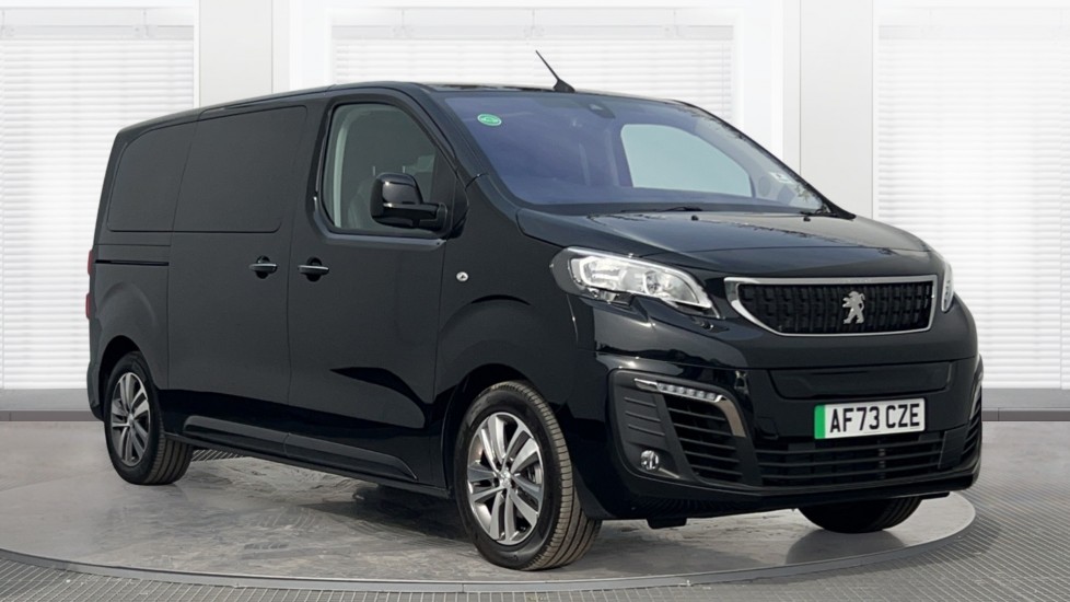 Main listing image - Peugeot Traveller