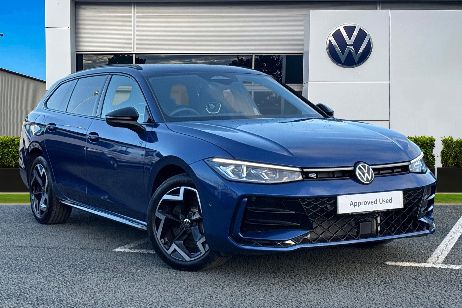 Main listing image - Volkswagen Passat Estate