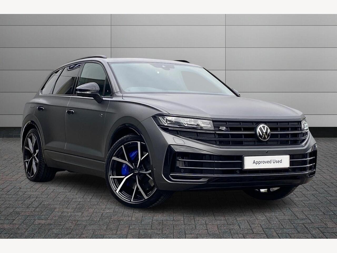 Main listing image - Volkswagen Touareg