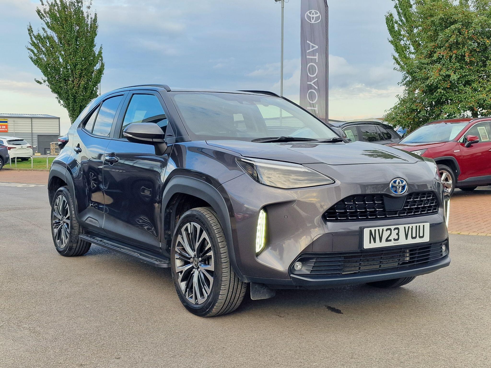 Main listing image - Toyota Yaris Cross