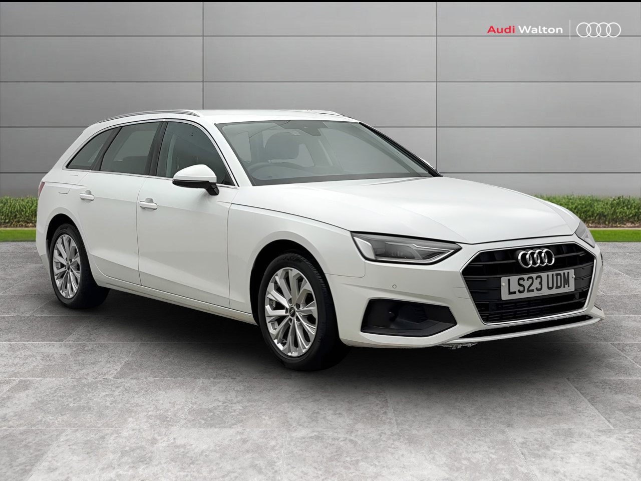 Main listing image - Audi A4 Avant