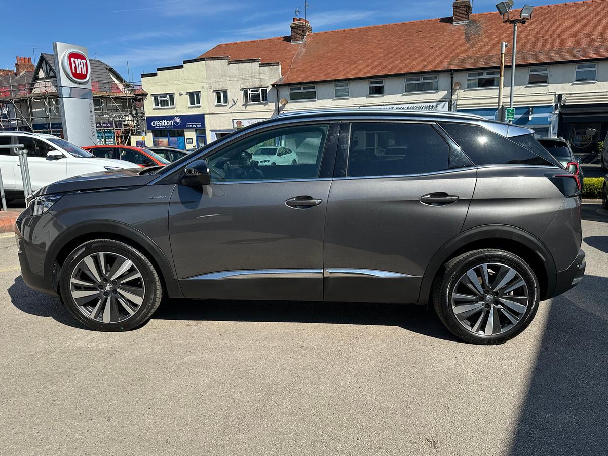 Main listing image - Peugeot 3008