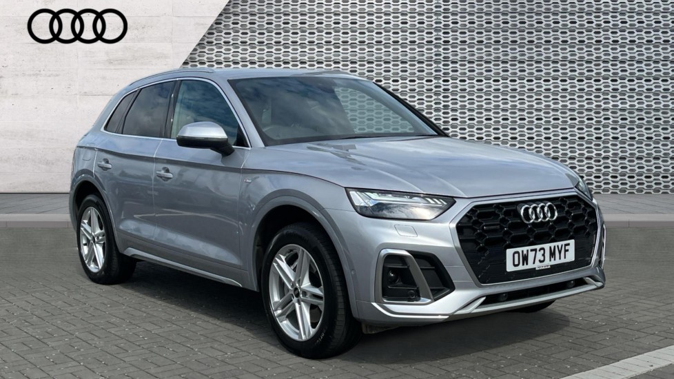 Main listing image - Audi Q5