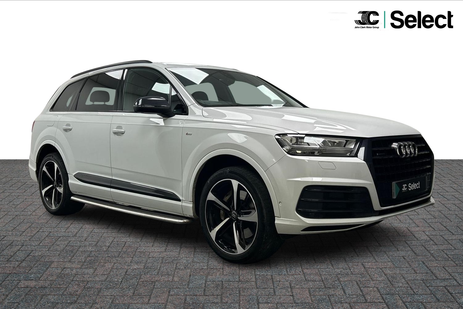 Main listing image - Audi Q7