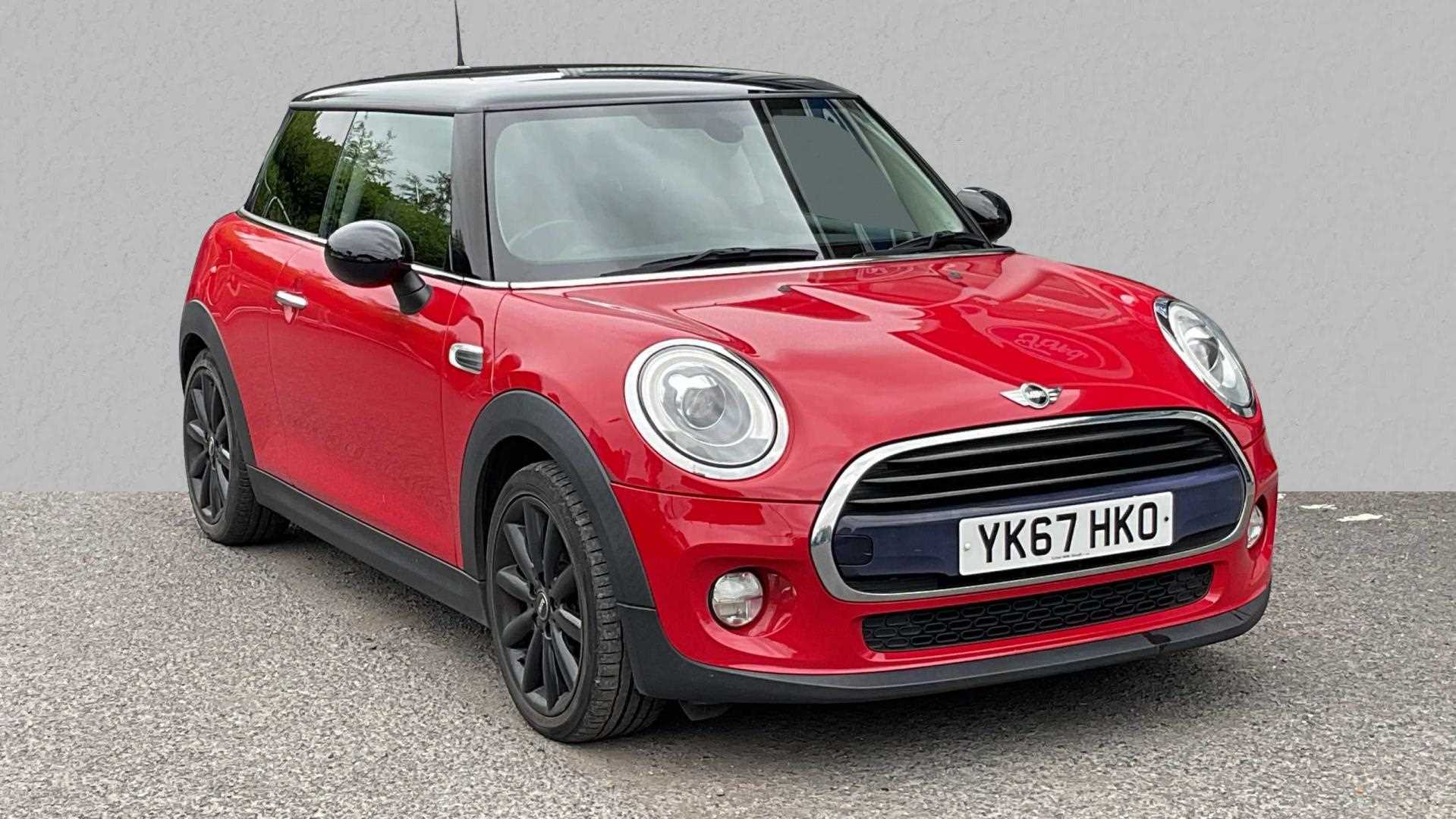 Main listing image - MINI Hatchback