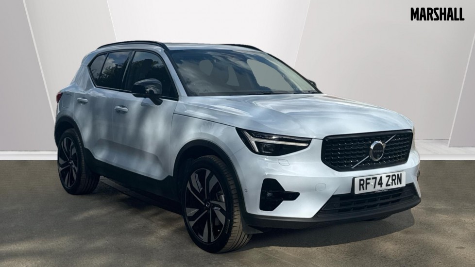 Main listing image - Volvo XC40