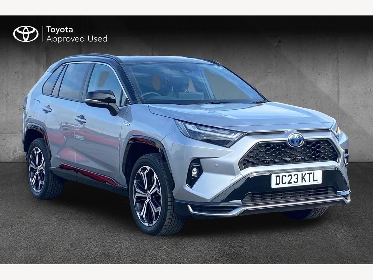 Main listing image - Toyota RAV4