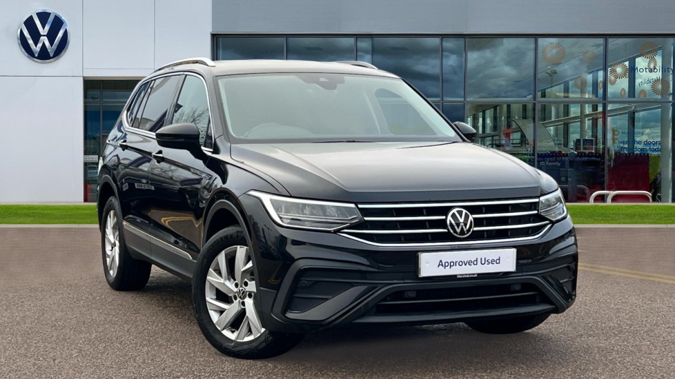 Main listing image - Volkswagen Tiguan Allspace