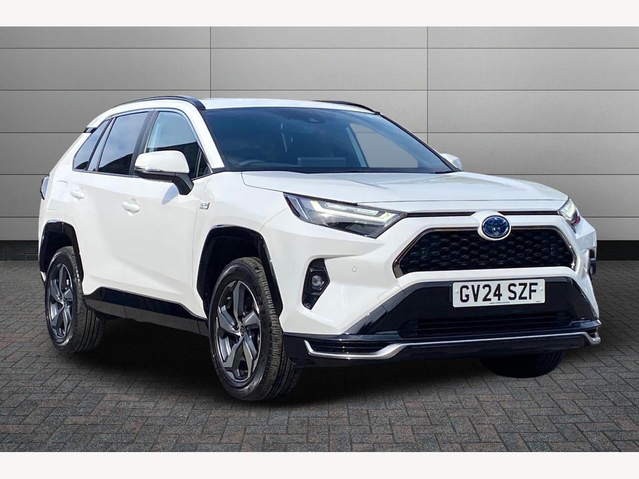 Main listing image - Toyota RAV4
