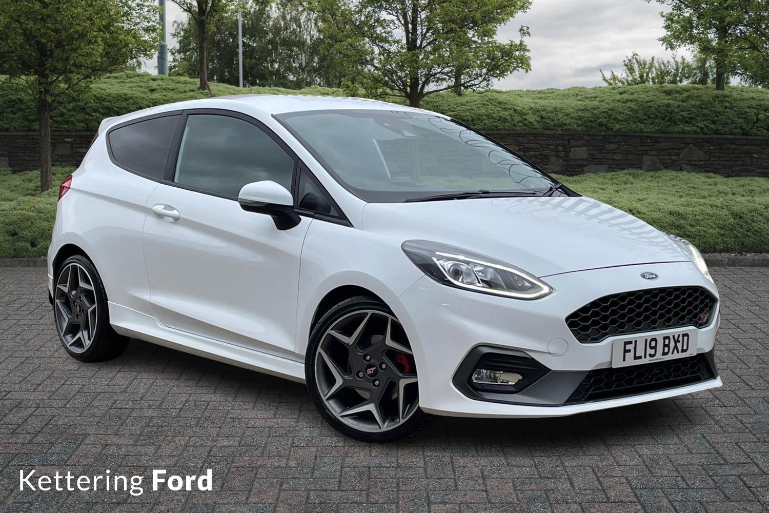 Main listing image - Ford Fiesta ST