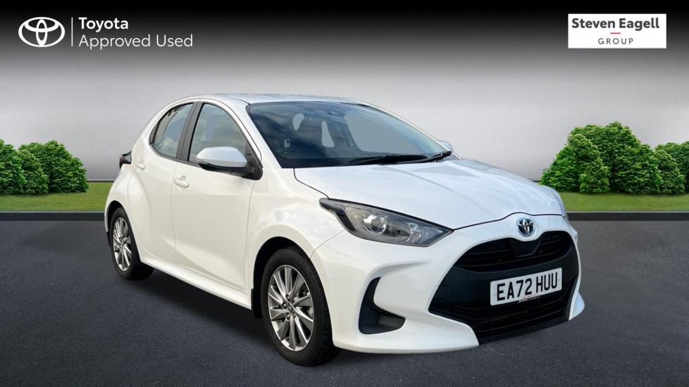 Main listing image - Toyota Yaris