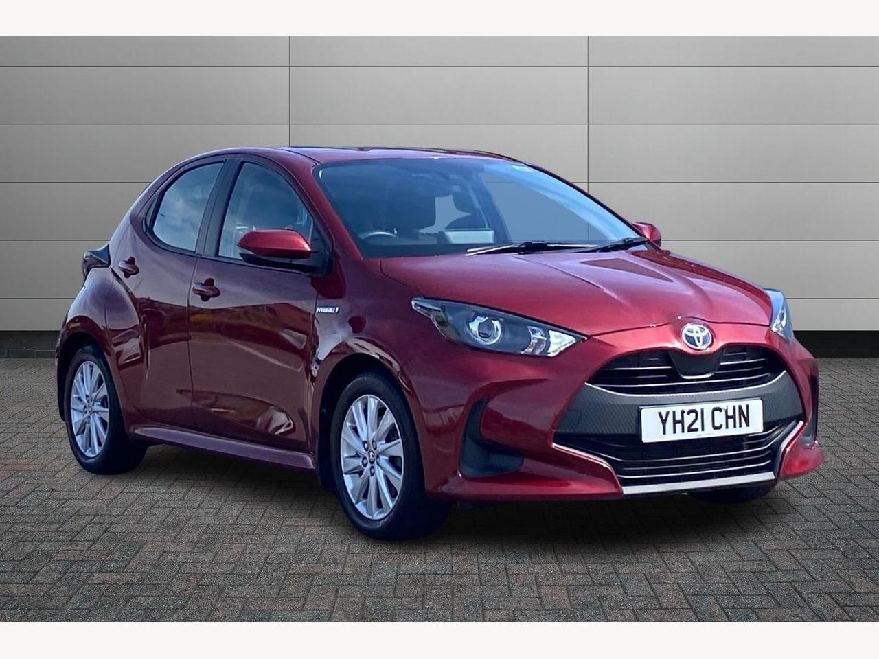 Main listing image - Toyota Yaris