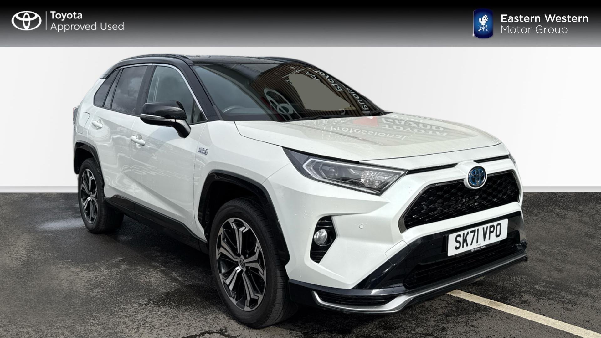 Main listing image - Toyota RAV4