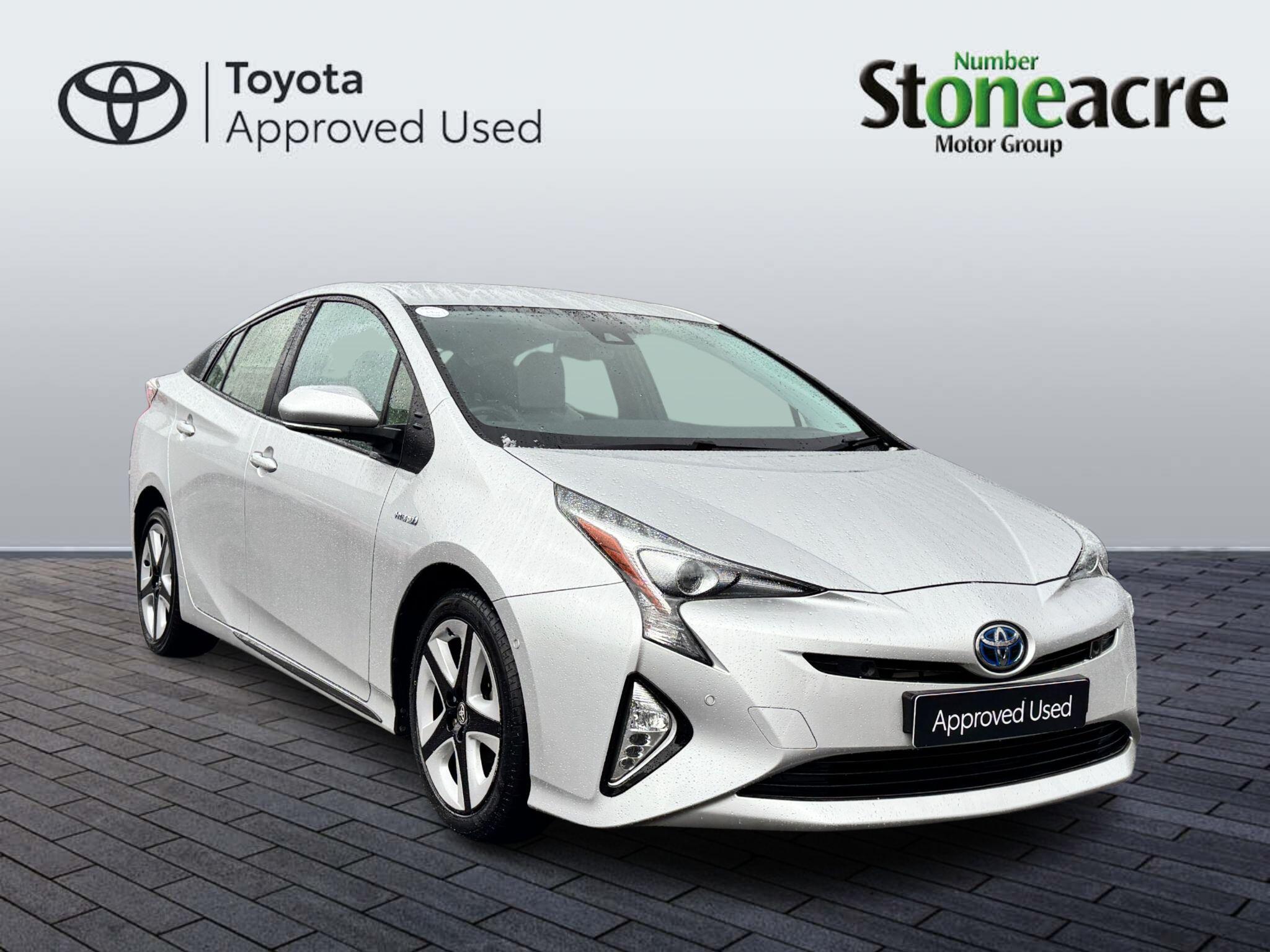 Main listing image - Toyota Prius