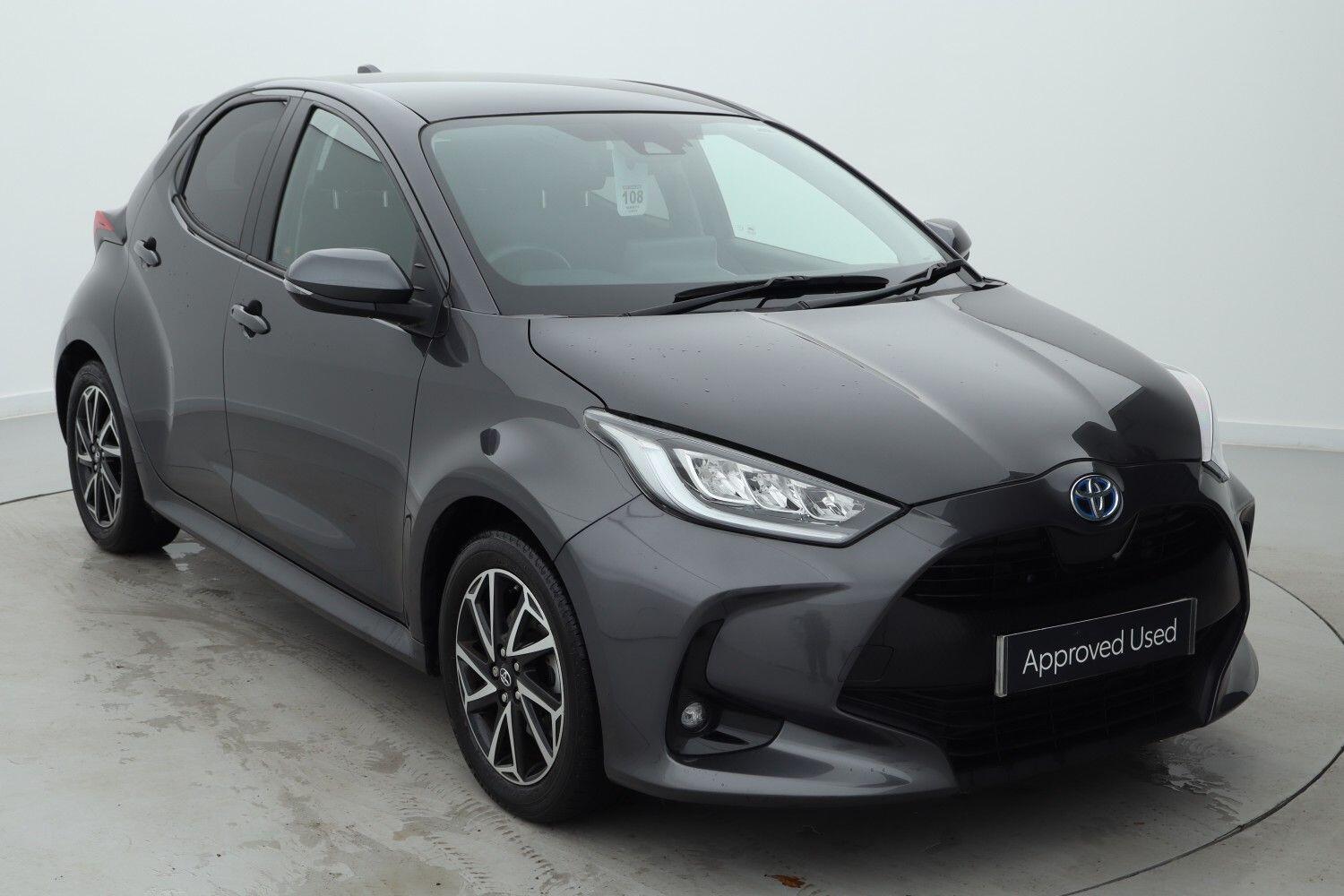 Main listing image - Toyota Yaris