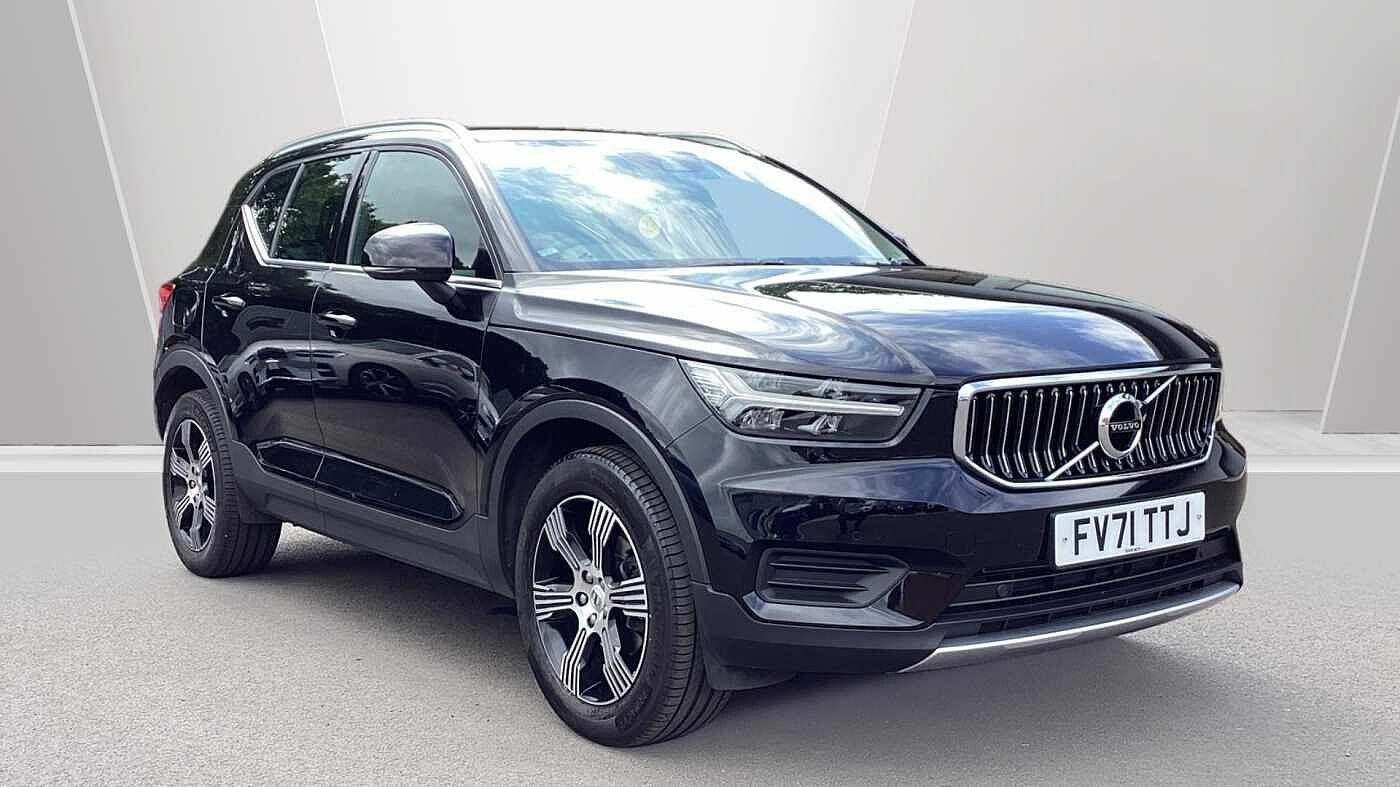 Main listing image - Volvo XC40