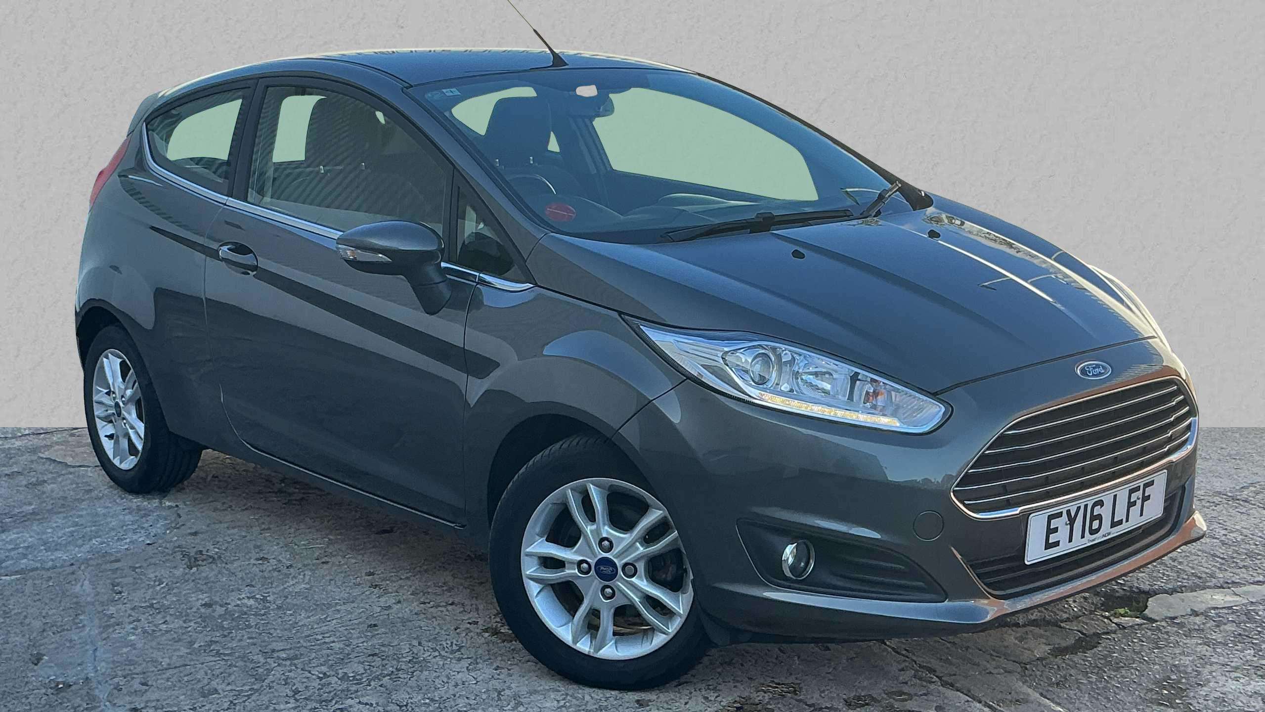 Main listing image - Ford Fiesta