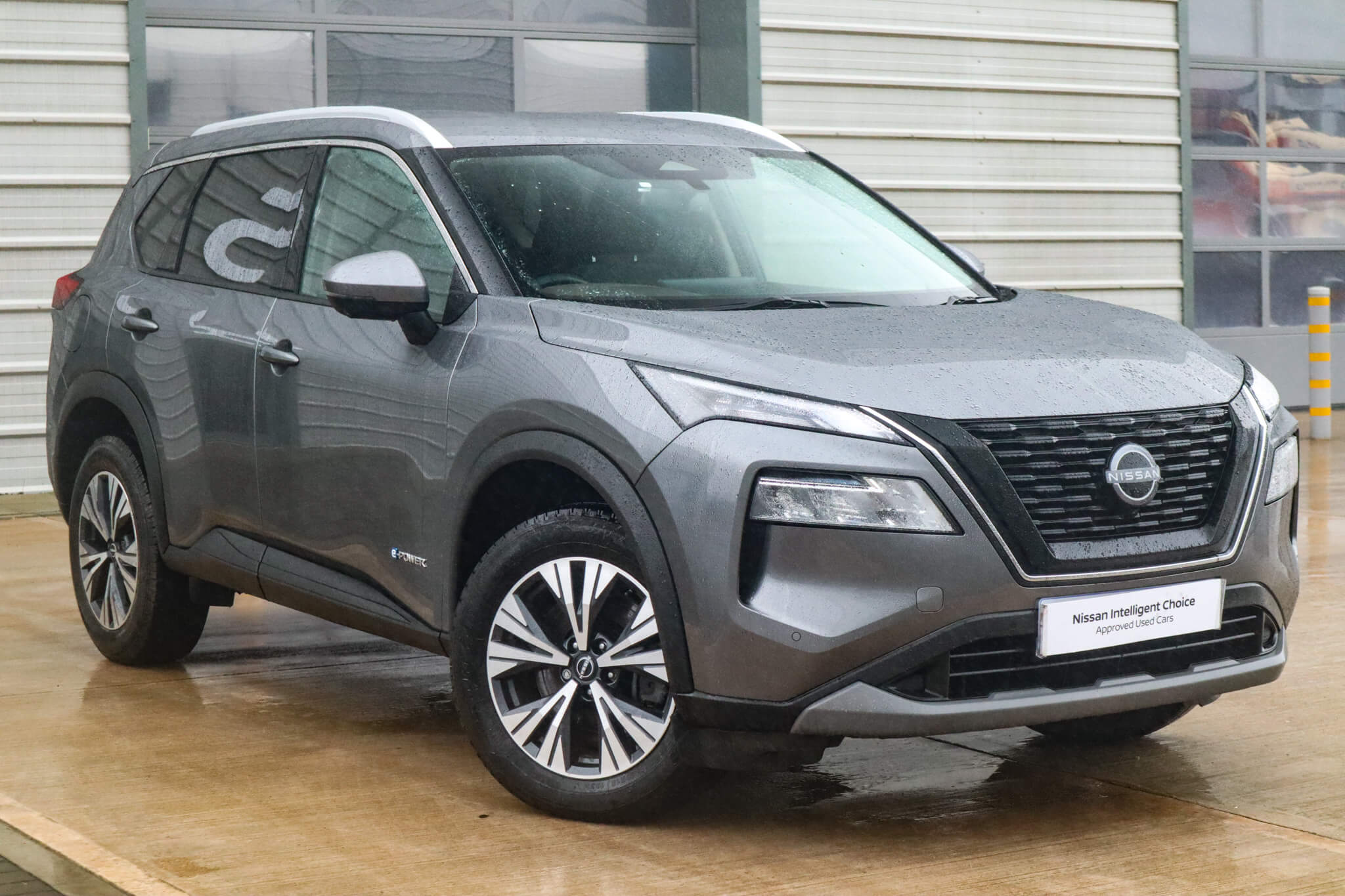Main listing image - Nissan X-Trail
