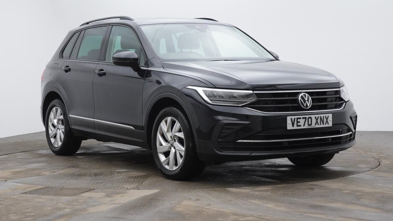 Main listing image - Volkswagen Tiguan