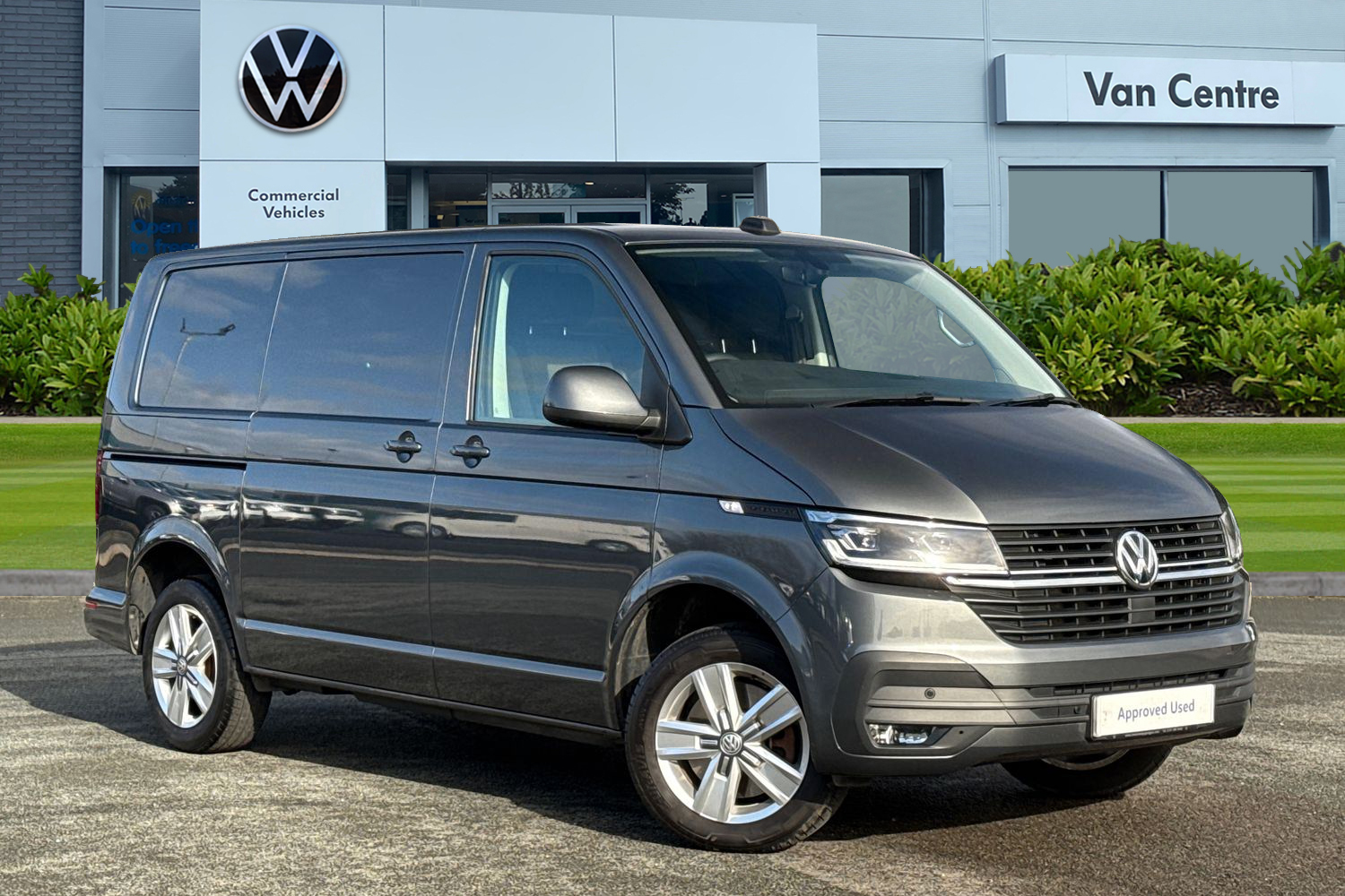 Main listing image - Volkswagen Transporter