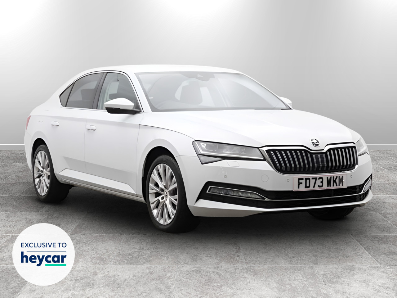 Main listing image - Skoda Superb