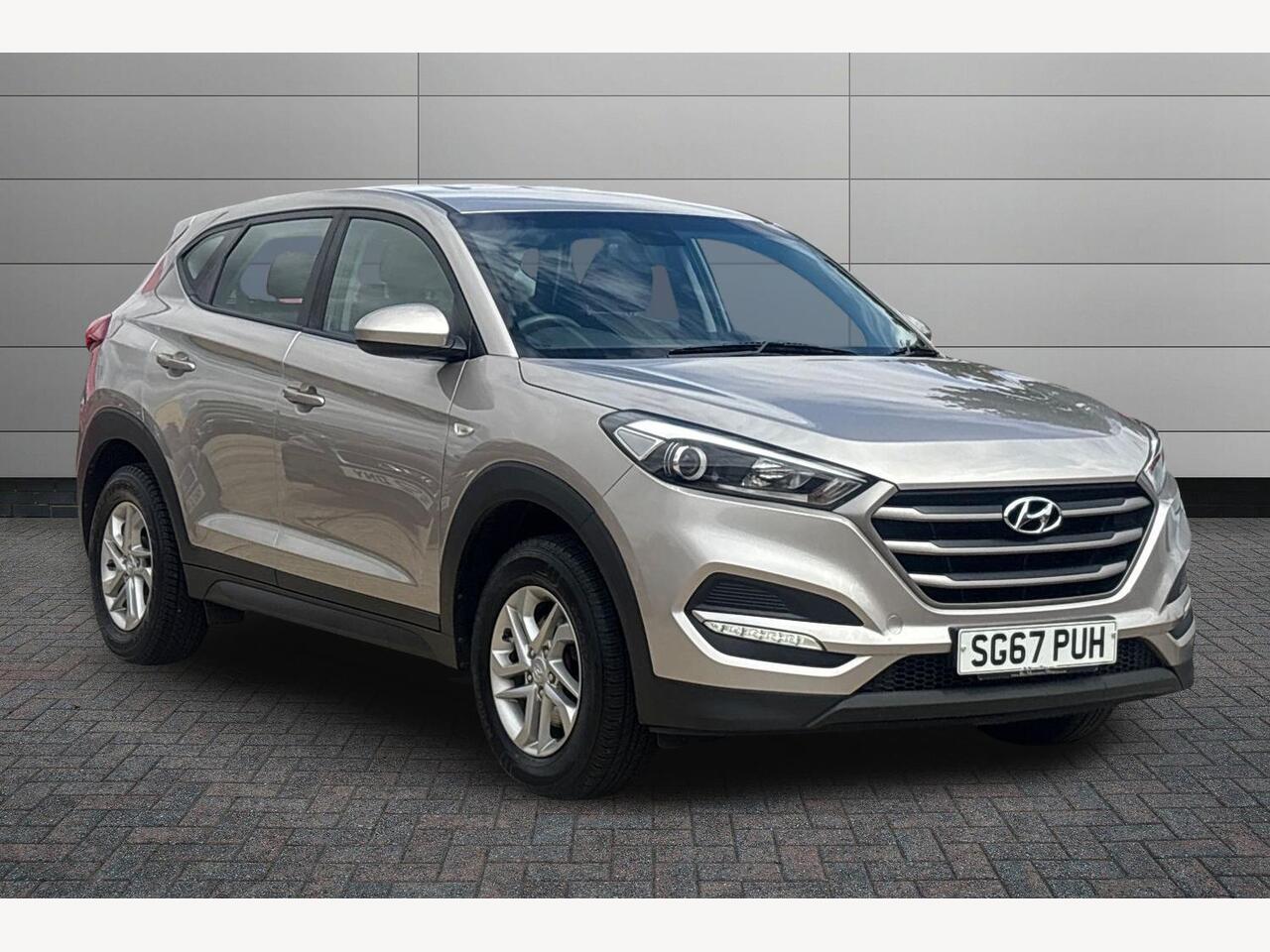 Main listing image - Hyundai Tucson