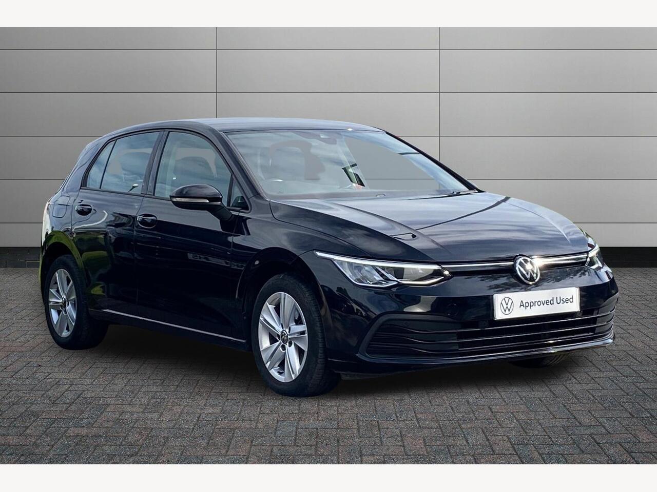 Main listing image - Volkswagen Golf