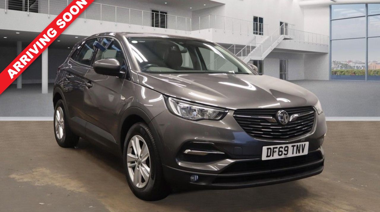 Main listing image - Vauxhall Grandland X