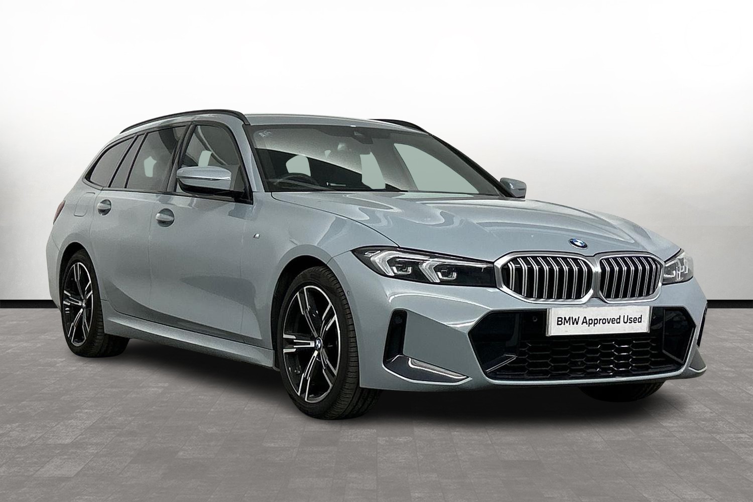 Main listing image - BMW 3 Series Touring