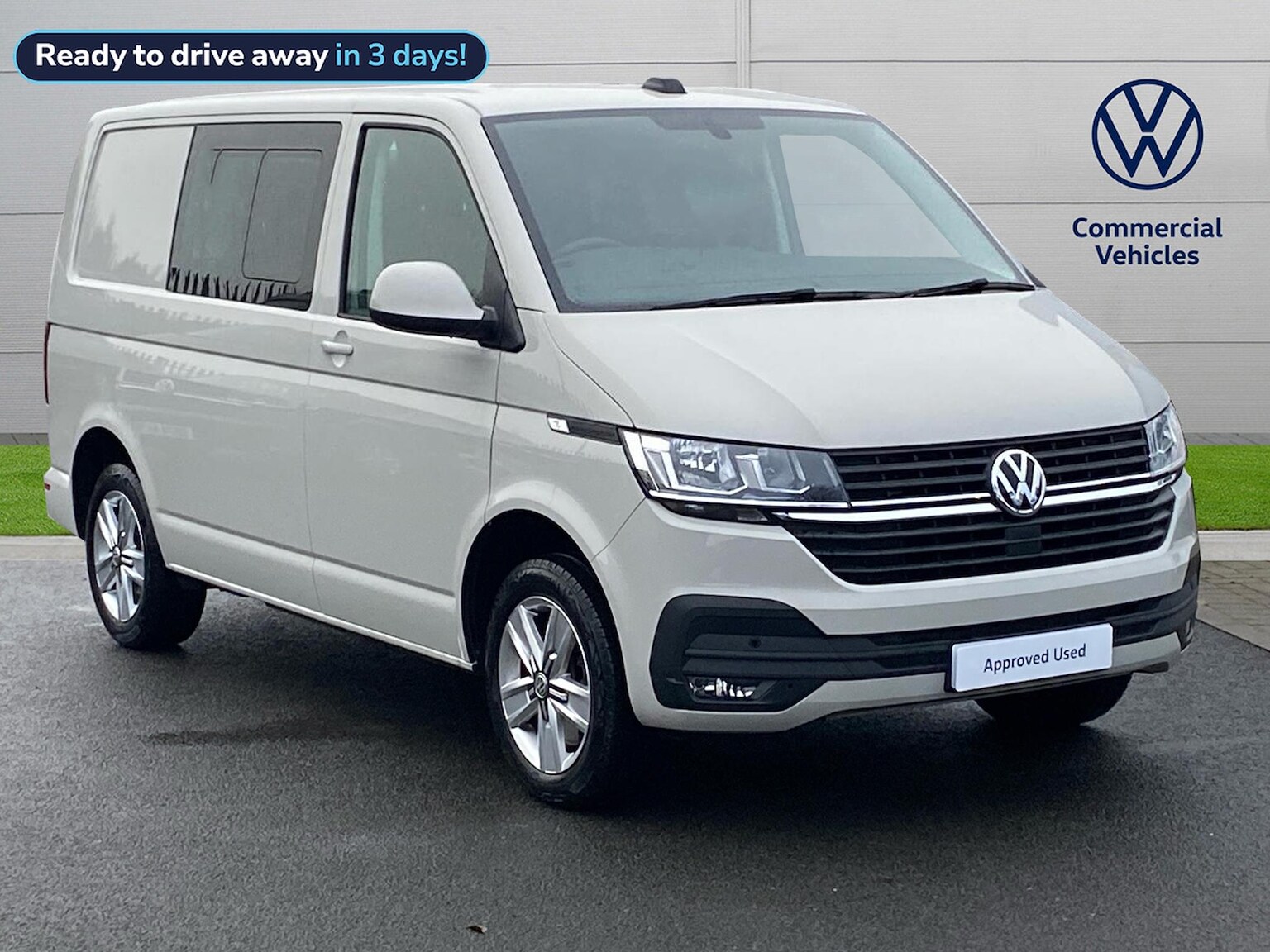 Main listing image - Volkswagen Transporter