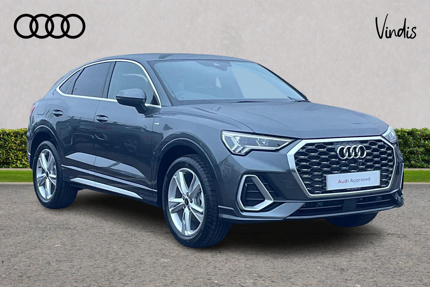 Main listing image - Audi Q3