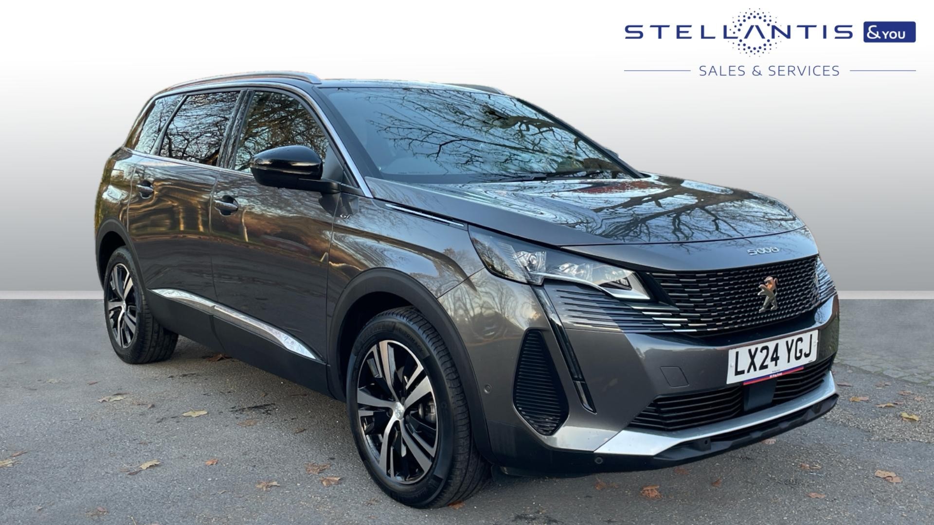 Main listing image - Peugeot 5008