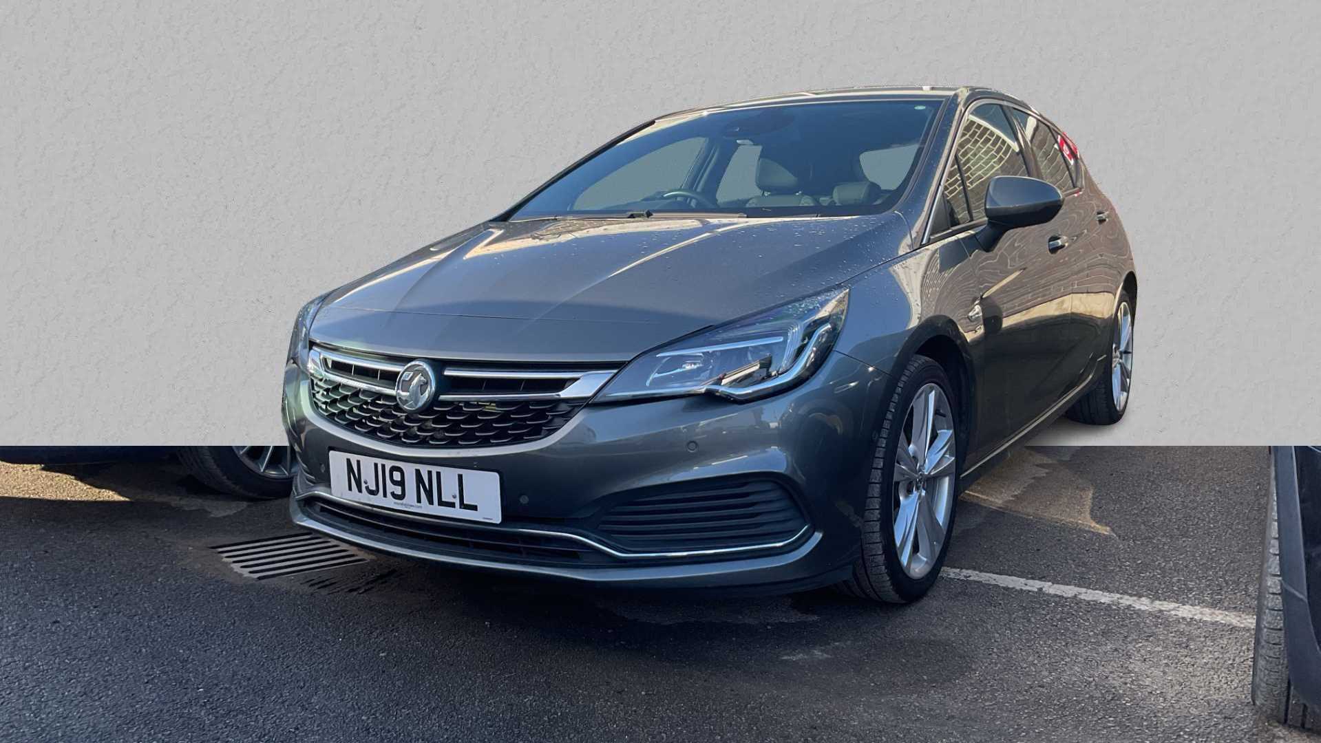 Main listing image - Vauxhall Astra