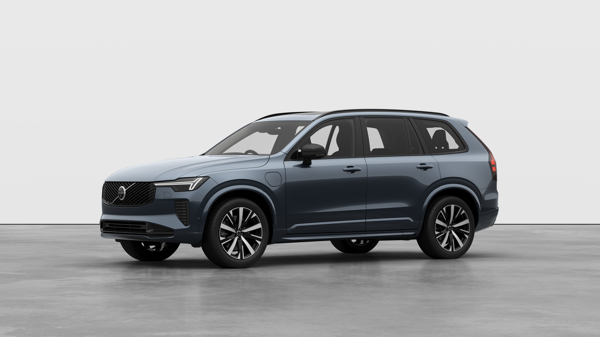 Main listing image - Volvo XC90
