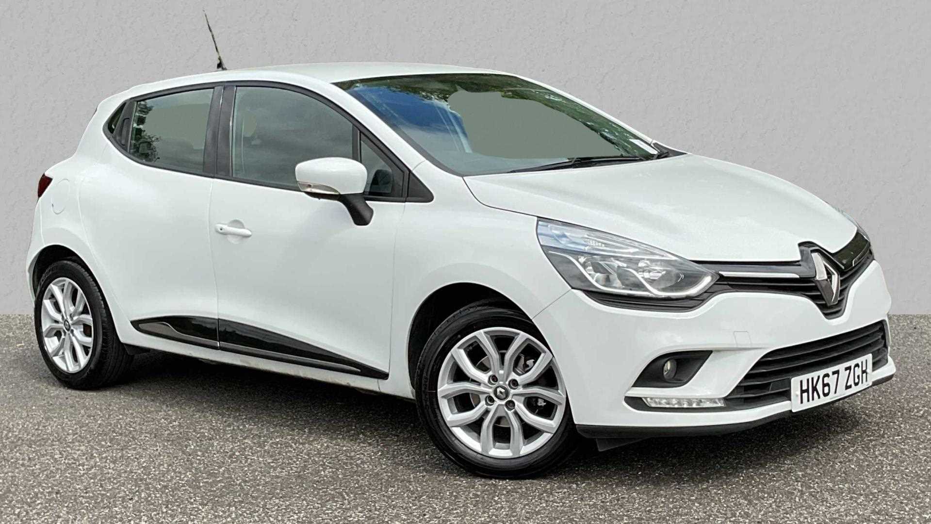 Main listing image - Renault Clio