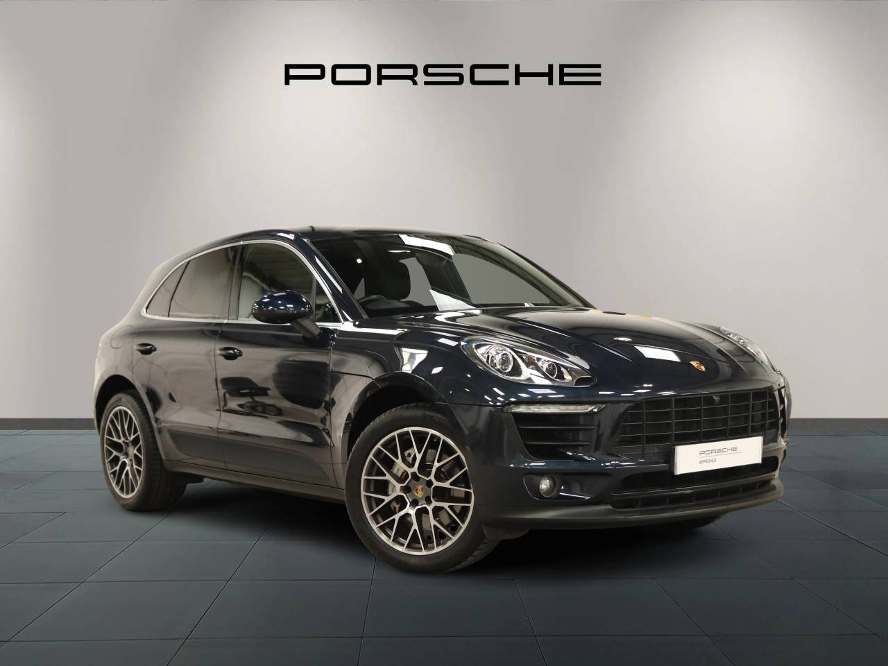 Main listing image - Porsche Macan